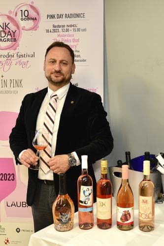 6 Mario Meštrović održao je izvrsnu radionicu rose vina Bregovite Hrvatske